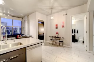 Photo #5: 2650315 Listing 