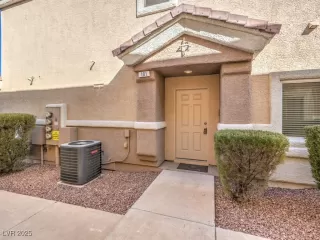 Photo #3: 2650333 Listing 