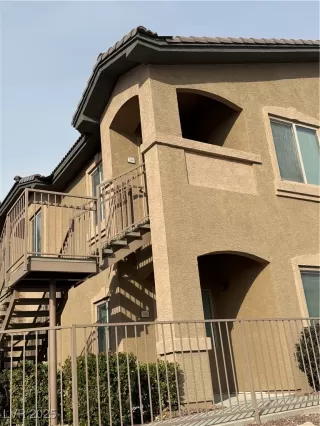 Photo #2: 2650392 Listing 