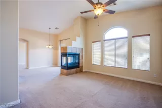 Photo #3: 2650422 Listing 