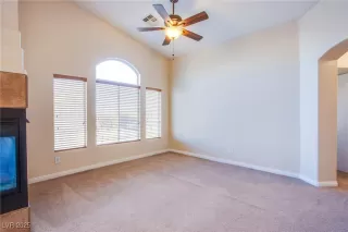 Photo #5: 2650422 Listing 