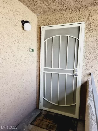 Photo #2: 2650424 Listing 