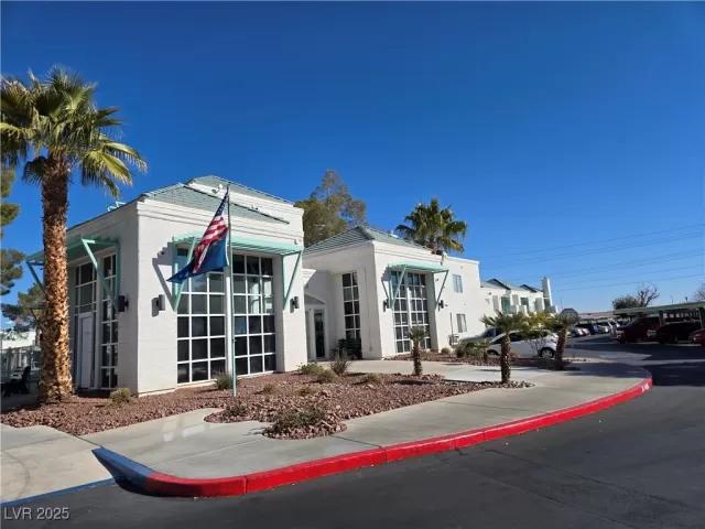 MLS: 2650465 Condo For Sale