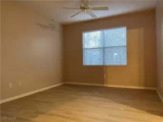 Photo #4: 2650475 Listing 