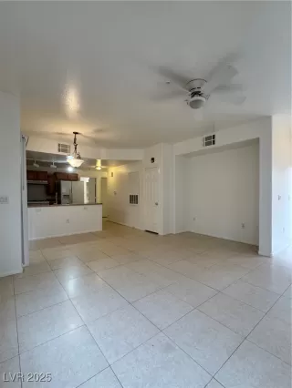 Photo #3: 2650483 Listing 