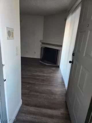 Photo #1: 2650506 Listing 