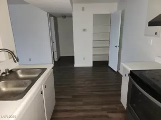 Photo #6: 2650506 Listing 