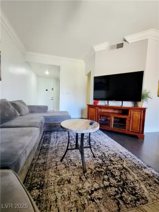 Photo #1: 2650524 Listing 