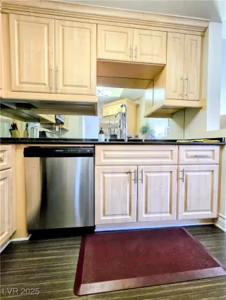 Photo #4: 2650524 Listing 