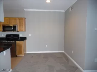 Photo #6: 2650539 Listing 