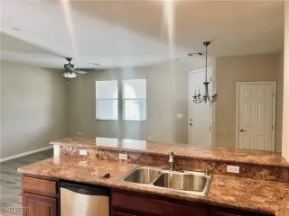 Photo #2: 2650569 Listing 