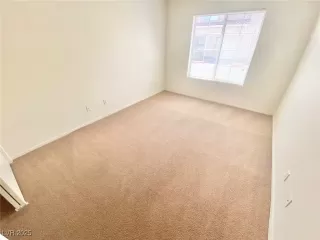 Photo #6: 2650588 Listing 