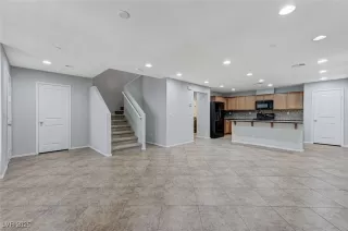 Photo #4: 2650612 Listing 