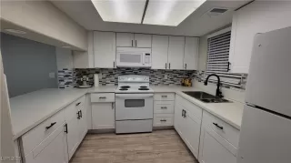 Photo #5: 2650630 Listing 