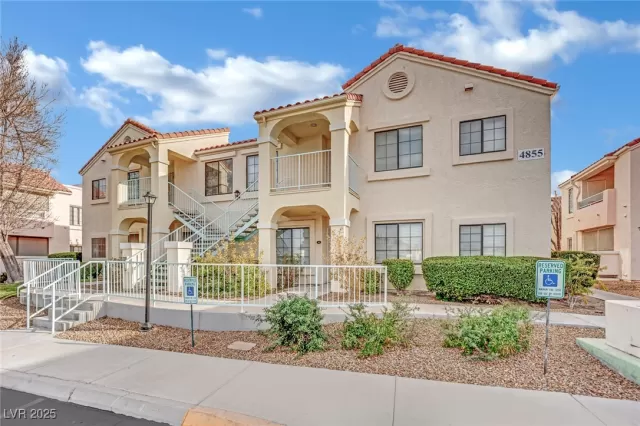 MLS: 2650656 Condo For Sale