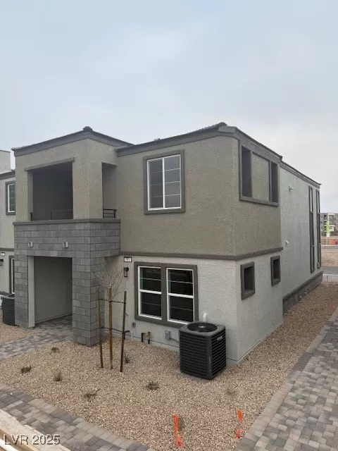 MLS: 2650679 Condo For Sale