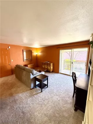 Photo #4: 2650691 Listing 