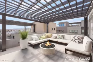 Photo #1: 2650694 Listing 