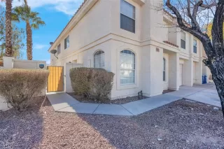 Photo #2: 2650750 Listing 