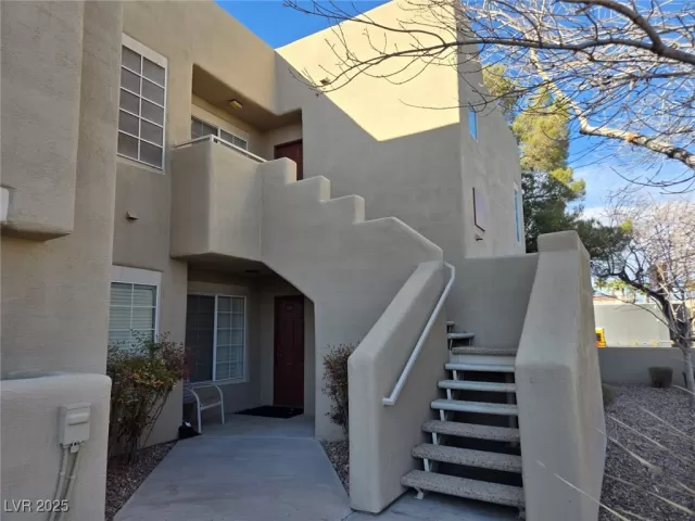 MLS: 2650777 Condo For Sale