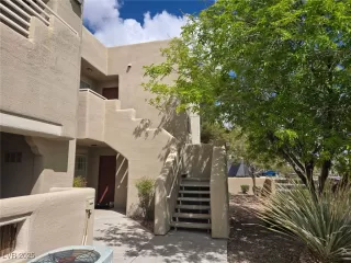 Photo #1: 2650777 Listing 