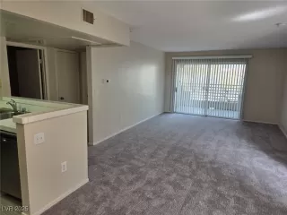 Photo #4: 2650777 Listing 