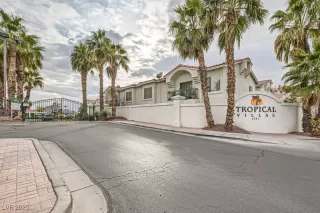 Photo #2: 2650785 Listing 