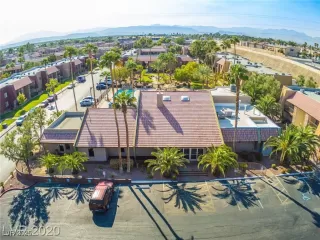 Photo #5: 2650800 Listing