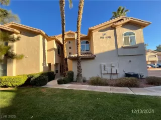 Photo #1: 2650830 Listing 