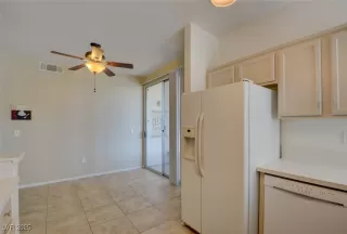 Photo #3: 2650858 Listing