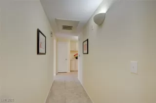 Photo #6: 2650858 Listing