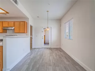 Photo #1: 2650862 Listing 