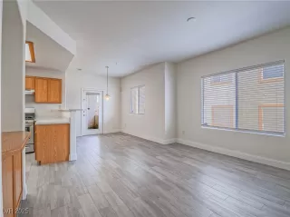 Photo #3: 2650862 Listing 