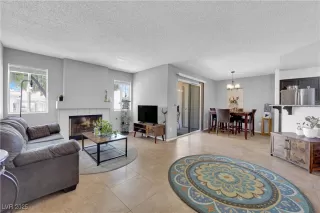 Photo #2: 2650878 Listing 