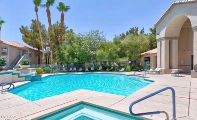 MLS: 2650899 Condo For Sale