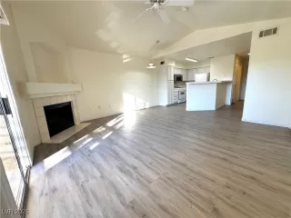 Photo #2: 2650899 Listing 