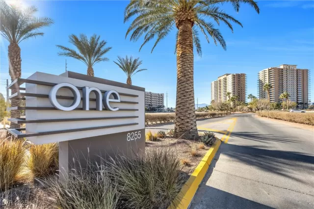 MLS: 2650901 Condo For Sale