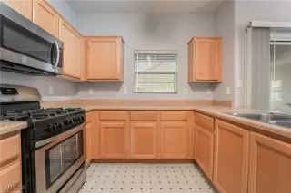 Photo #5: 2650902 Listing 