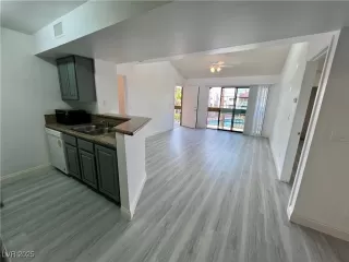 Photo #6: 2650931 Listing 