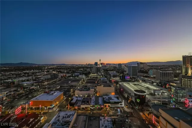 MLS: 2650945 Condo For Sale