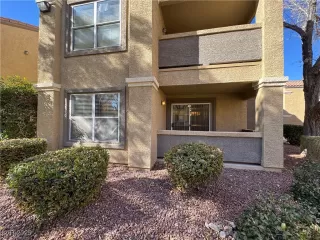 Photo #1: 2650978 Listing 