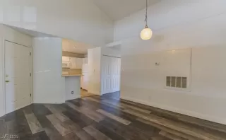 Photo #3: 2650999 Listing 