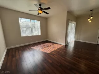 Photo #3: 2651006 Listing 