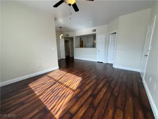 Photo #4: 2651006 Listing 