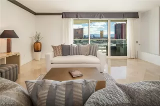 Photo #6: 2651047 Listing 