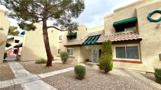 Photo #1: 2651054 Listing 