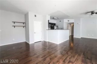 Photo #4: 2651058 Listing