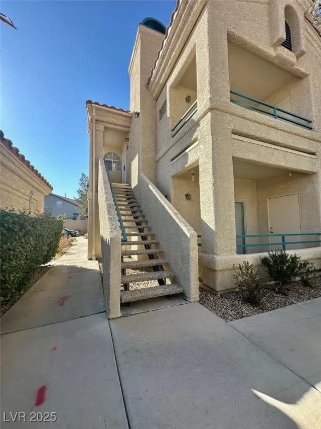 MLS: 2651069 Condo For Sale