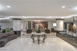 Photo #4: 2651072 Listing