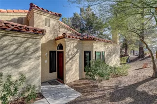 Photo #5: 2651077 Listing